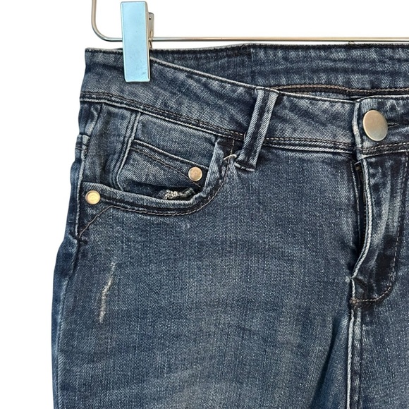 Elan | Women's Dark Blue Medium Wash Distressed Jeans Size Small - Picture 3 of 9